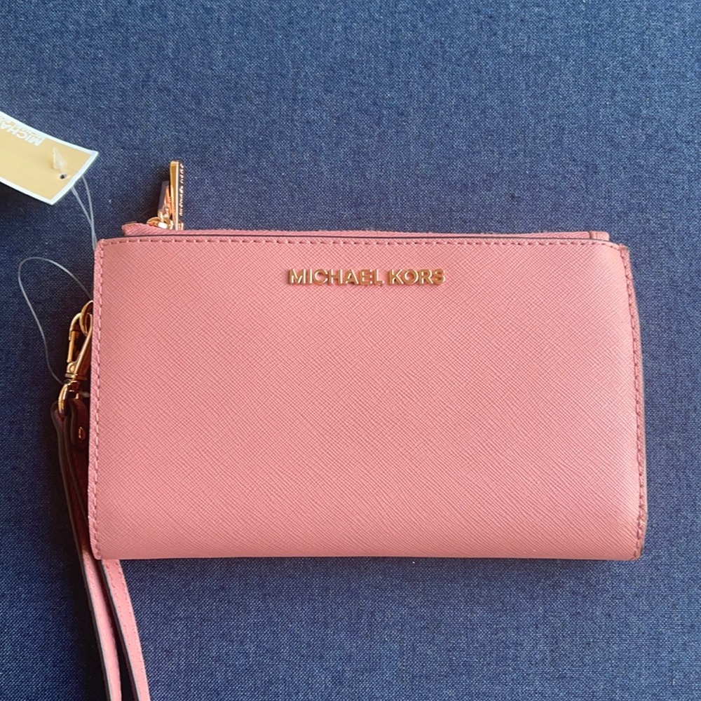 MICHAEL KORS LG DOUBLE ZIP WRISTLET - Picture 2 of 16
